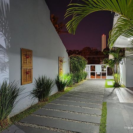 Residencial Bernardo, Meia Quadra Do Trapiche Florianópolis 外观 照片